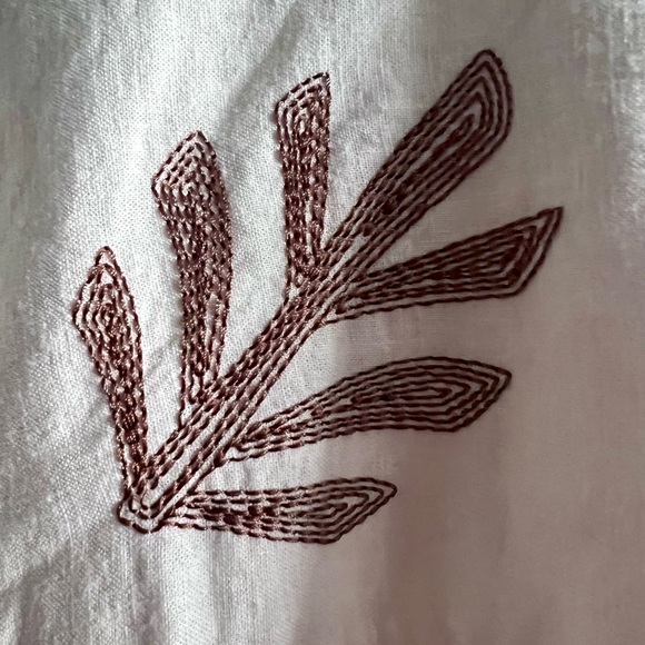 Madewell embroidered button down shirt - Picture 4 of 6